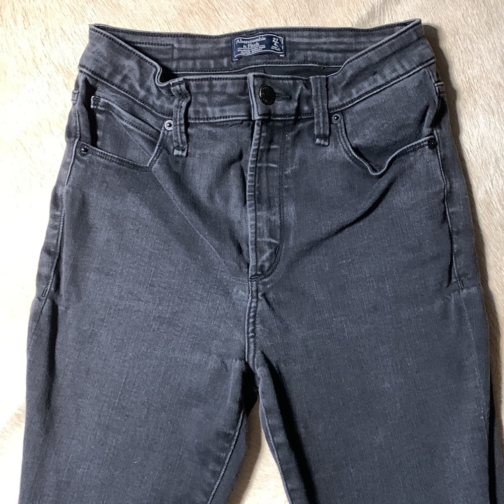 ABERCROMBIE & FITCH Simone High Rise Super Skinny Black Jeans / JEGGINGS Size 4L - Picture 2 of 9
